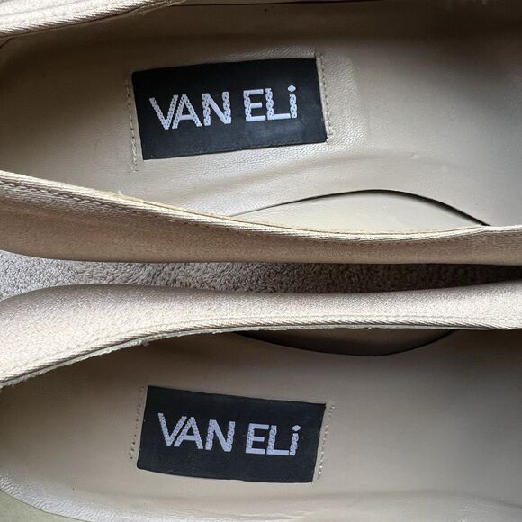 VanEli Wheat Taffeta With Gold Patent Leather Bow Heel Pump Women 7 M Classic - Picture 12 of 15